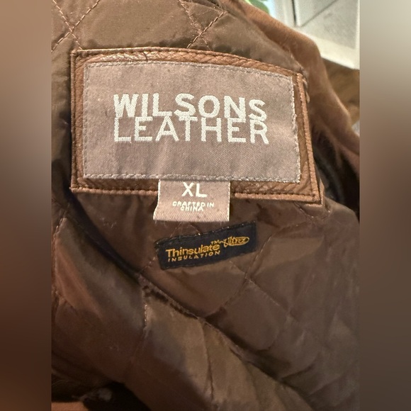 Wilsons Leather Brown Bomber Jacket Classic Style Removable inner lining - Picture 3 of 3